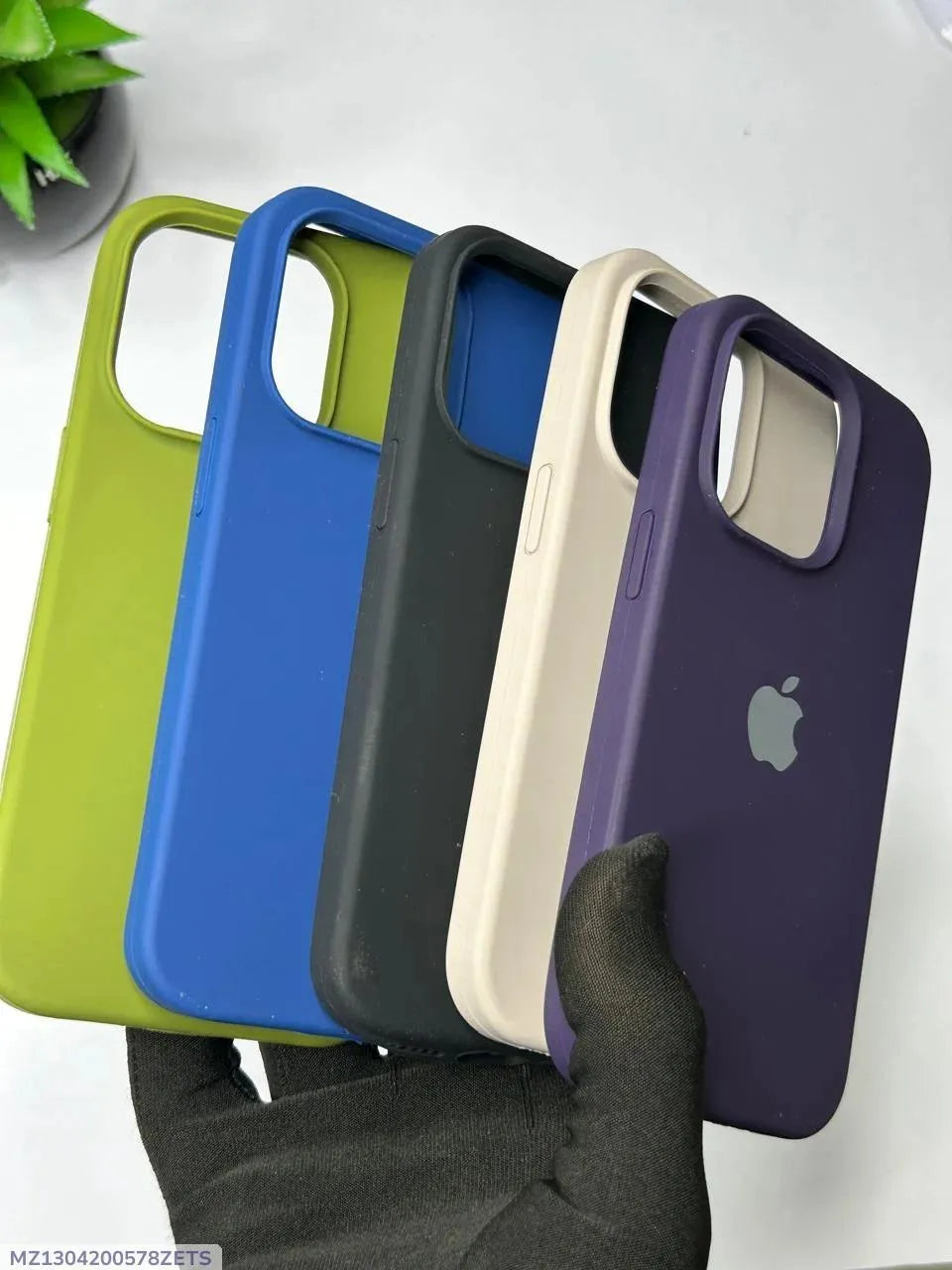 iPhone 14 Pro Official Case - Silicone Mobile Cover